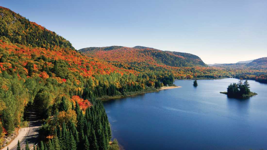Autumn in Mont-Tremblant |  @tourismeLaurentides